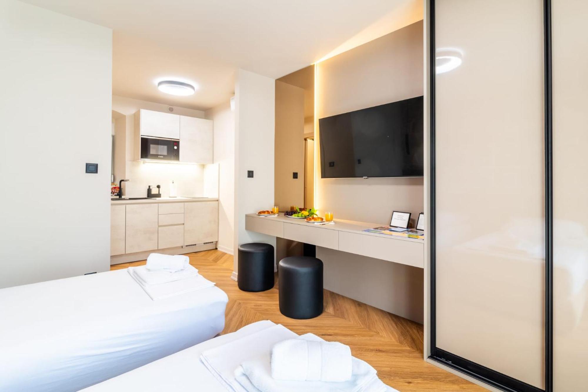 Apartment Centre In Stone House Split Exteriér fotografie